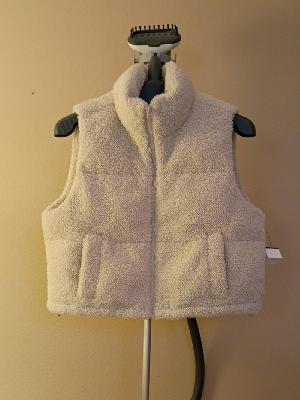 Hollister Cream Sherpa Fleece Vest - Cozy Zip Front